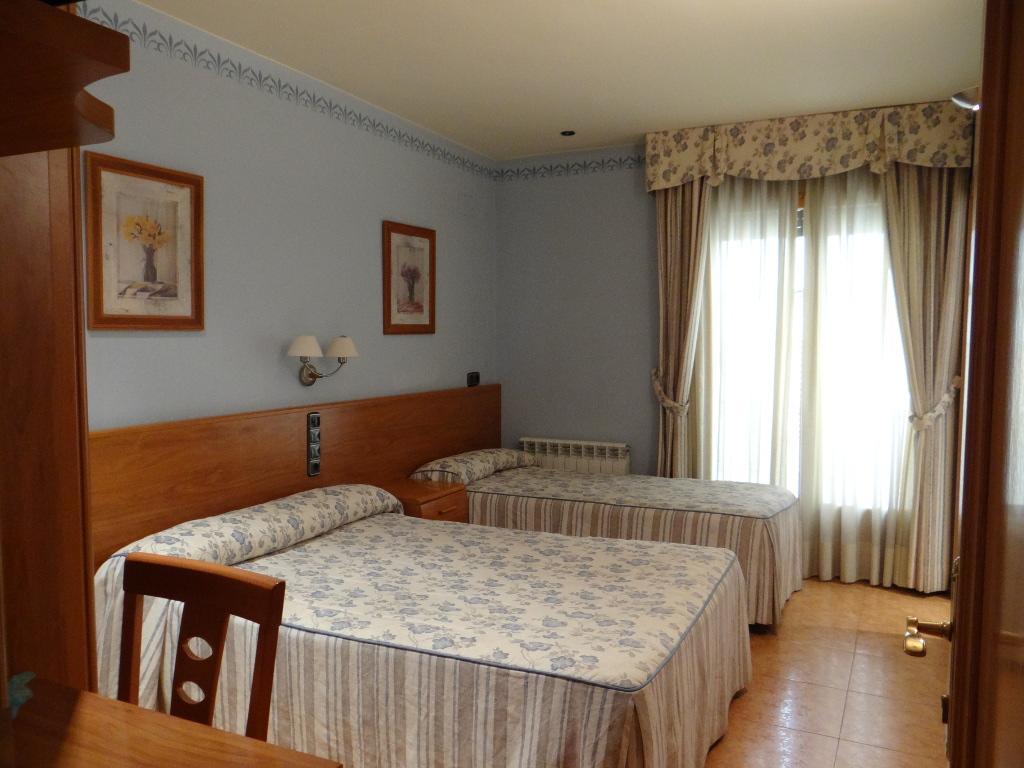 Hotel Casa Carmen Benabarre Esterno foto